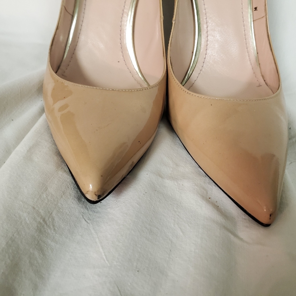Stuart Weitzman - Picture 7 of 7